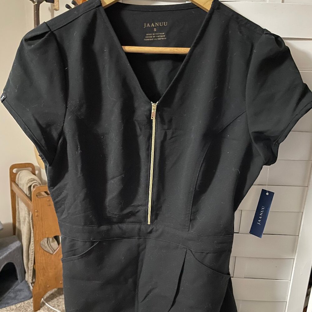 Black Jaanuu Zip Front Peplum Top NWT